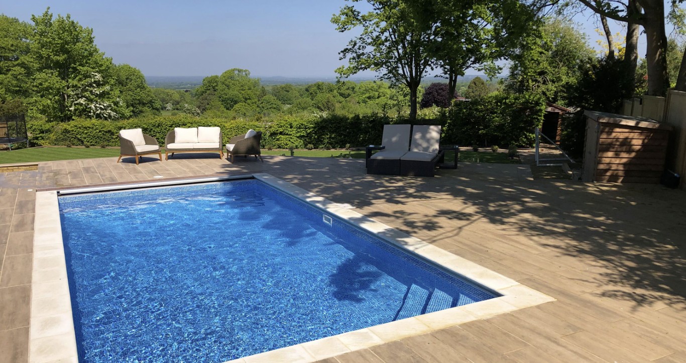 Crystal clear pool after professional algae removal treatment in Miami Gardens, FL